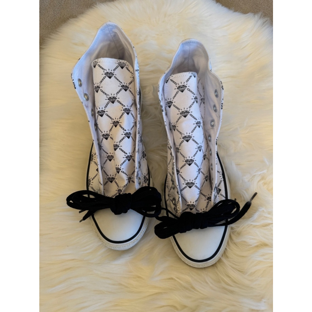 Converse |. Chuck Taylor All Star 70 Hi
Style 104048F Diamond | Size 11 - Picture 9 of 15
